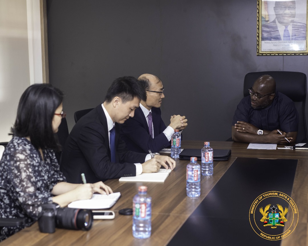 The Chinese Ambassador to Ghana pays a courtesy call to the Hon. minister for Tourism, Arts and Culture